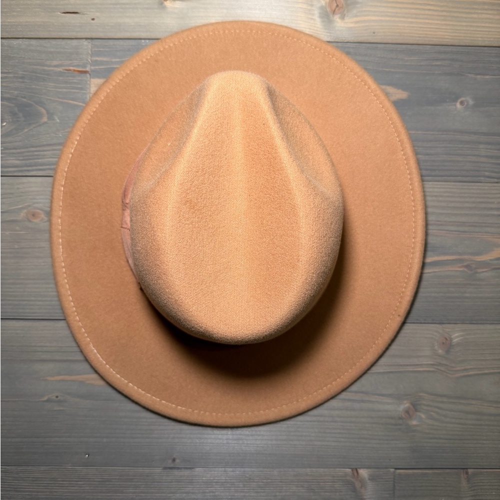 Serra Tan Women's Hat